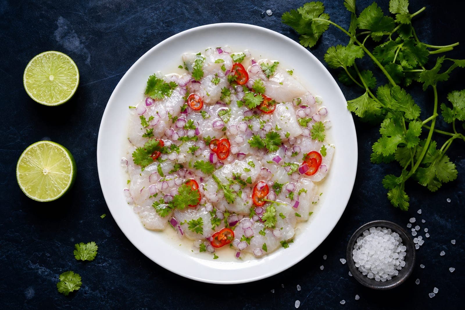 Дорадо, запечённая в солёной корке